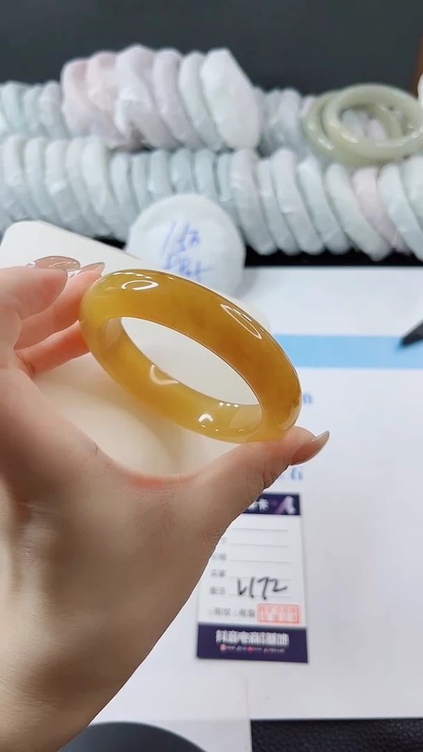 未镶嵌手镯石英质玉多样性发货V172