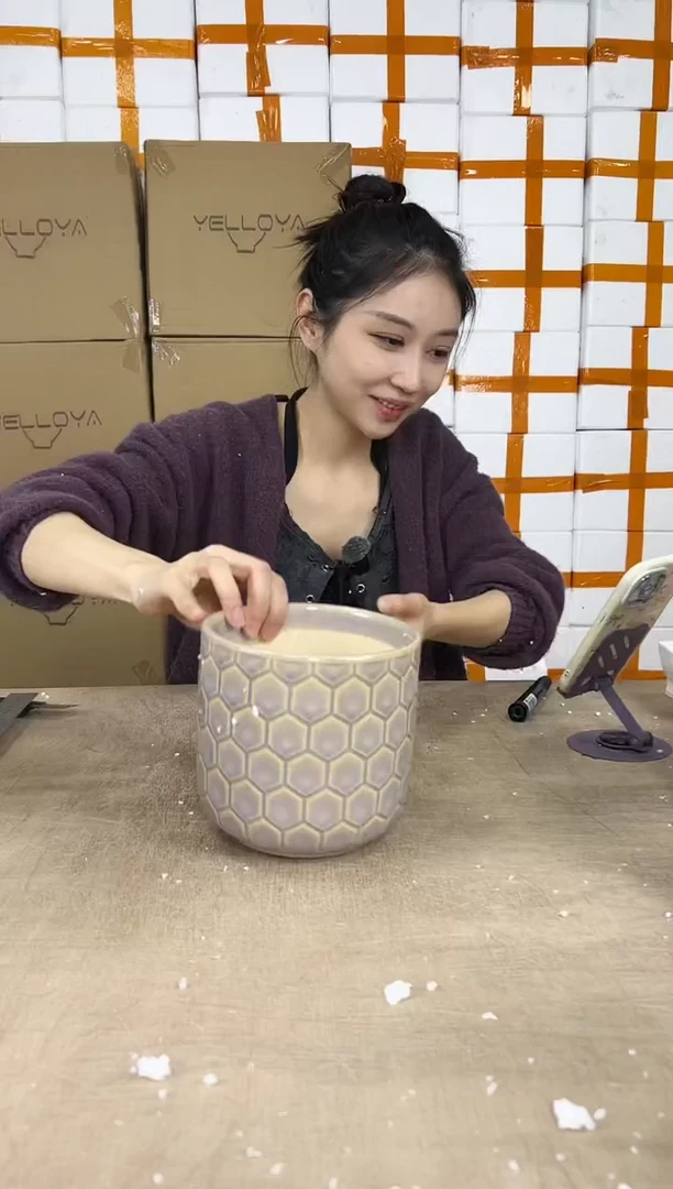 浮雕菱形淡紫15x14