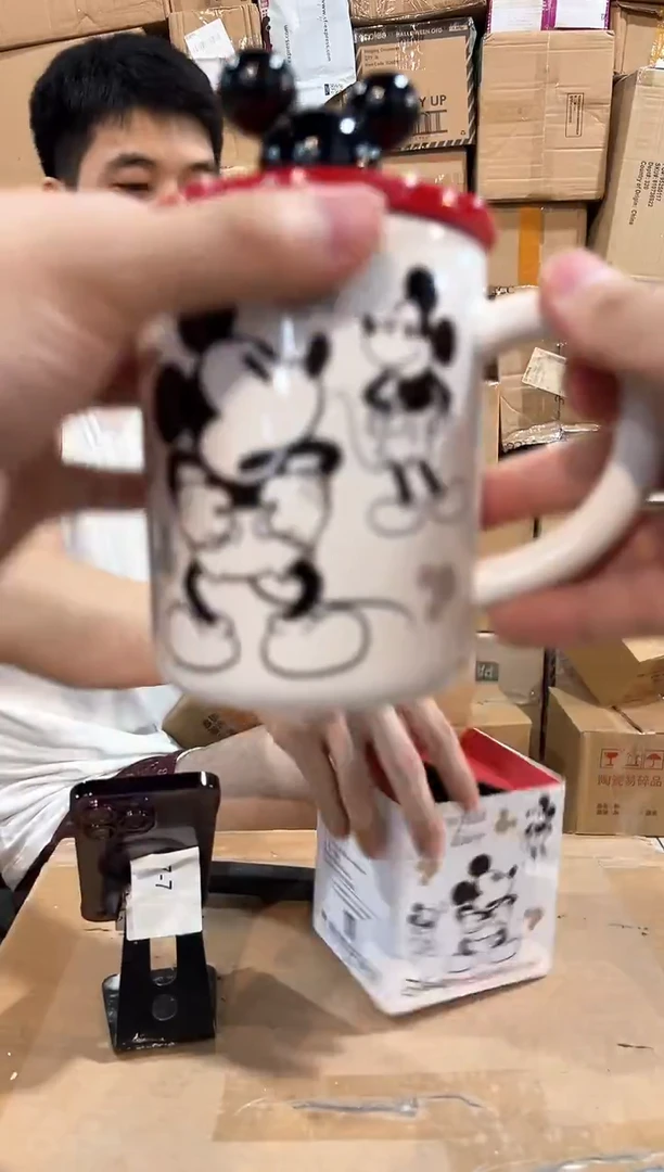 瓷片原盒米奇手稿带盖杯