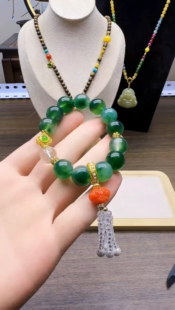 14K金镶嵌手链翡翠S106