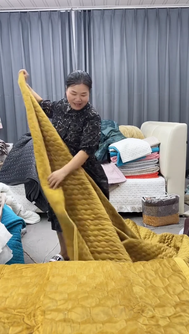 棉2.4*2.6亮黄三件套