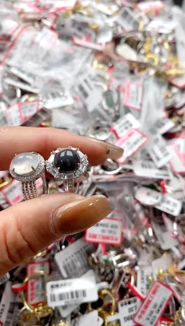 【闪购商品】翡翠戒指银S925镶嵌88888888    9