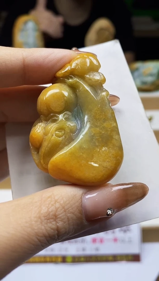 颈饰未镶嵌翡翠1