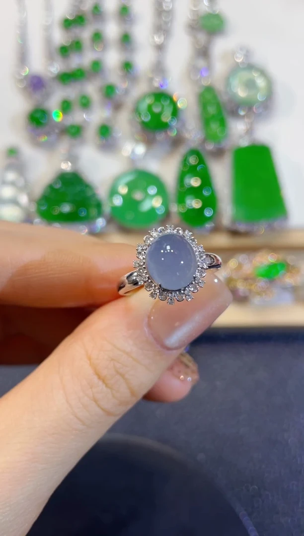 颈饰18K金镶嵌翡翠团购2