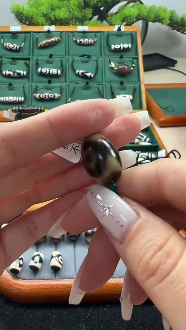 玛瑙/玉髓（覆膜）颈饰合金116（微瑕随机发货）