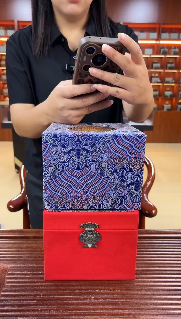 茶壶紫砂黑朱泥龙腾金钟