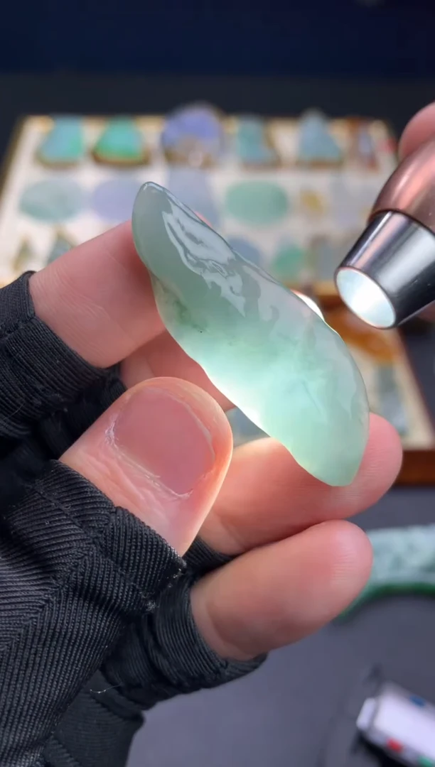 【闪购商品】定制翡翠未镶嵌