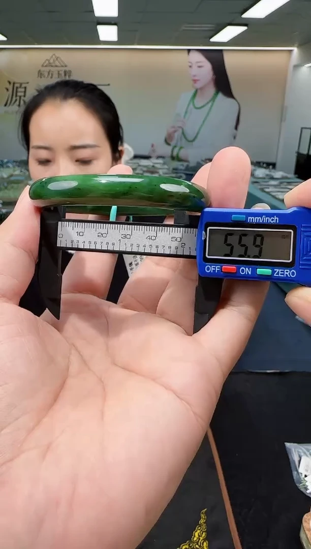 未镶嵌手镯和田玉多样性发货 拍一发一