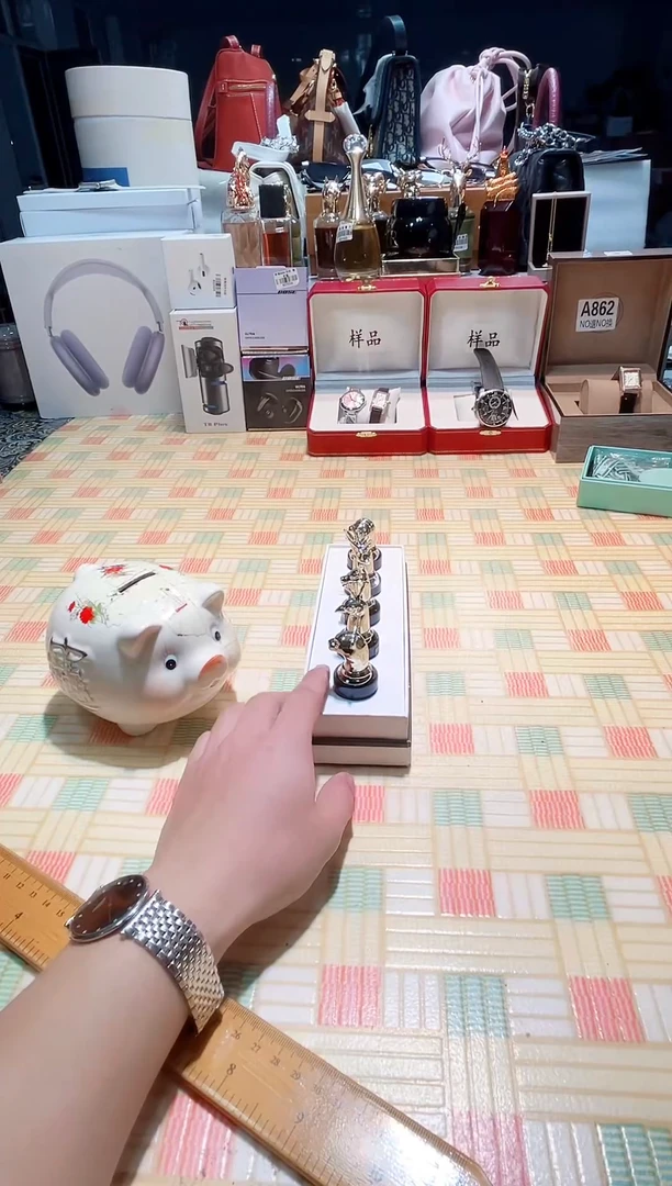 瓷片瓷器 库房到期 全部地板价@@1