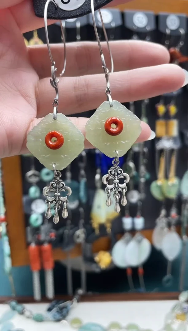 和田玉银S925镶嵌耳饰?****烨饰品