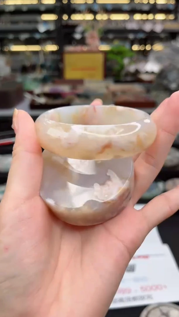 【闪购商品】石英质玉手镯未镶嵌60圈口（不退不换）3681218