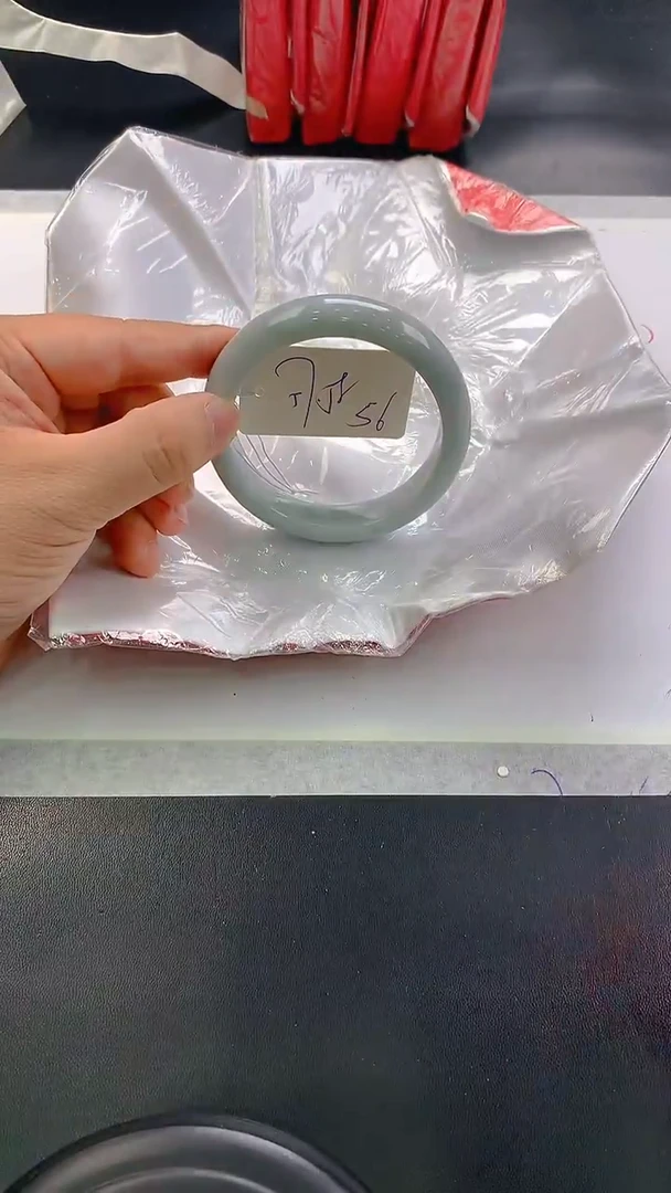 未镶嵌手镯翡翠56