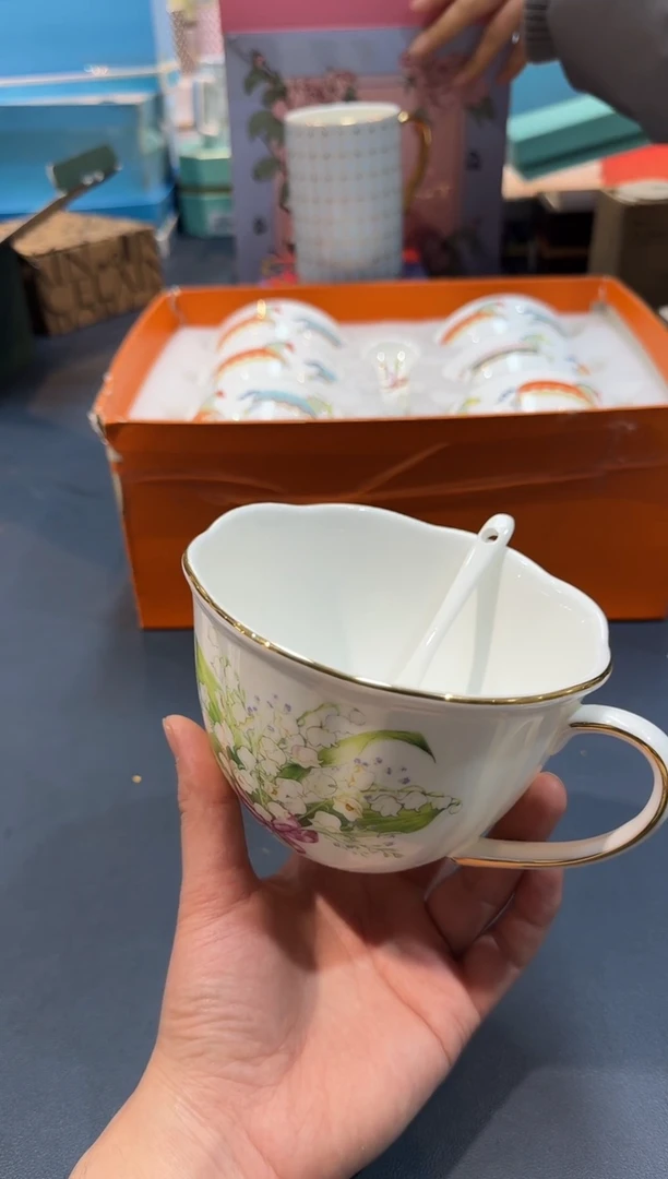 【闪购商品】瓷片B547全场正品，京东包邮