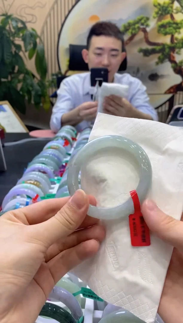 翡翠手镯未镶嵌000000000000005604