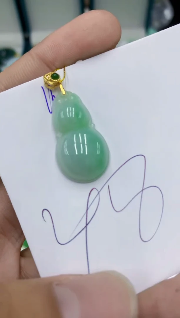 翡翠未镶嵌颈饰号链接1111111