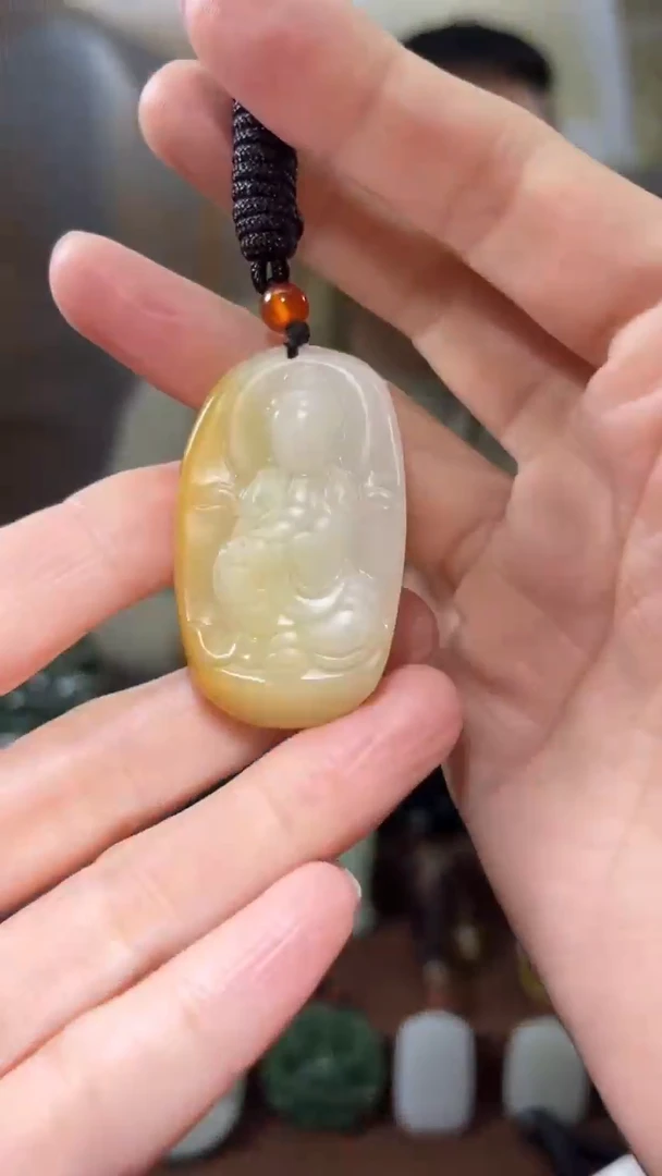 颈饰未镶嵌和田玉·