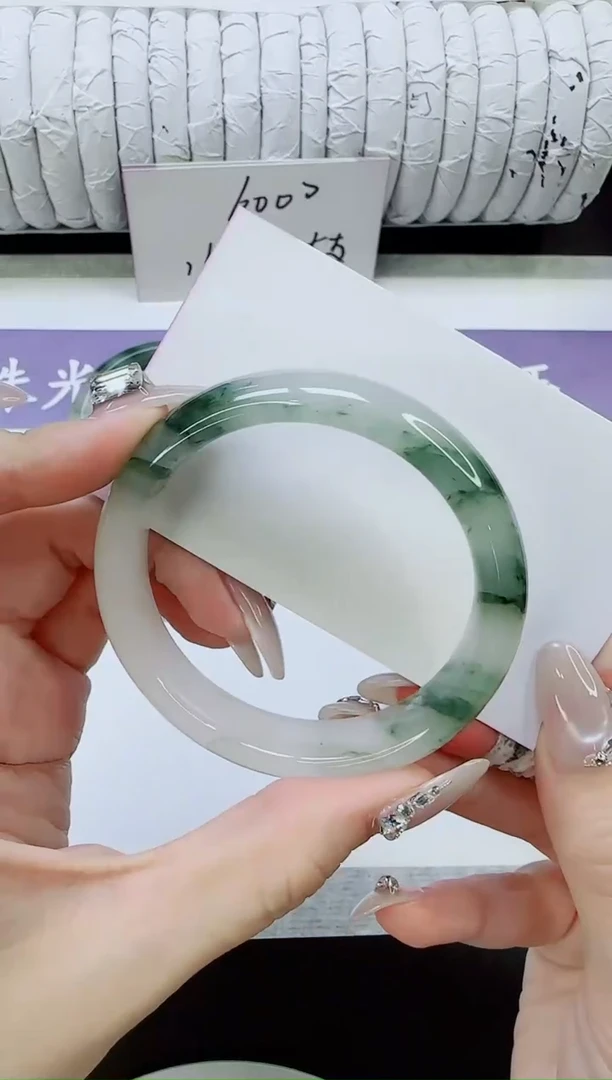 未镶嵌手镯石英质玉36/53.3