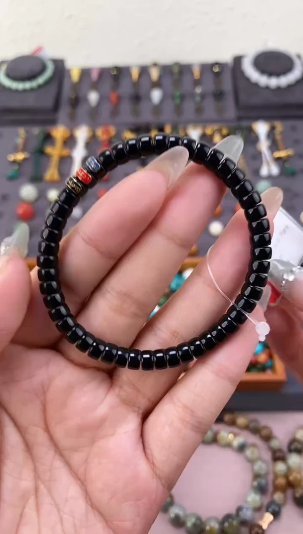 未镶嵌和田玉挂件6mm黑青药片手串