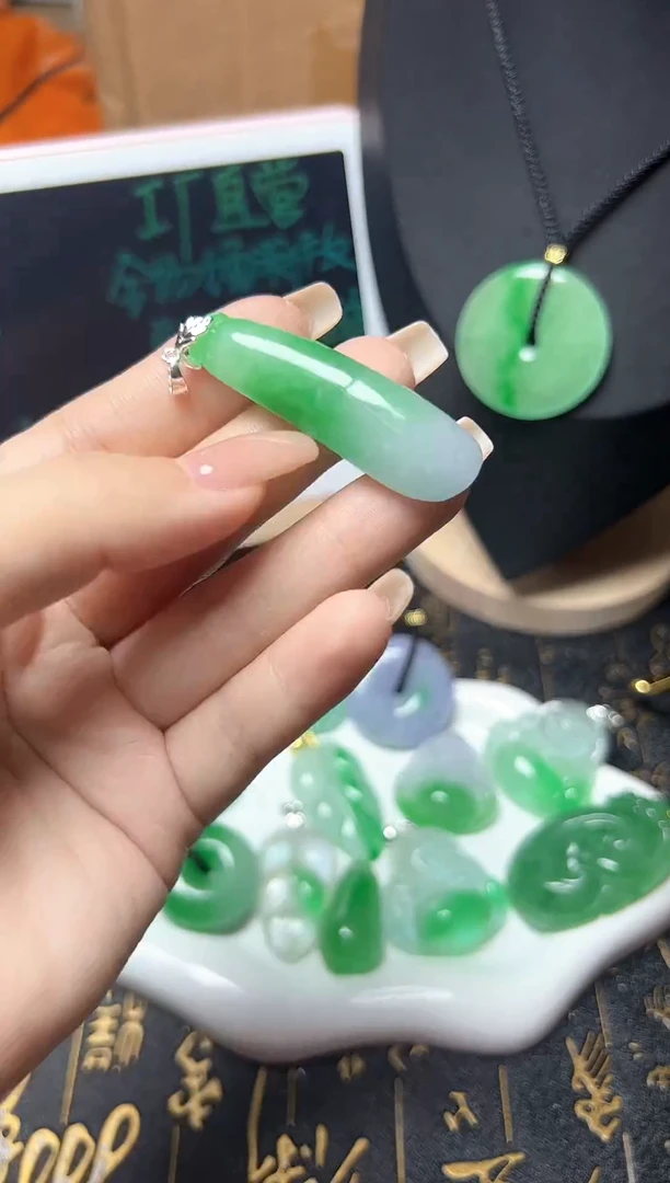 颈饰未镶嵌翡翠所见即所得，一图一物