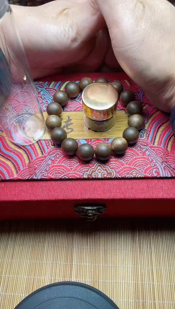 【闪购商品】沉香手串海南绿棋沉水B1430890