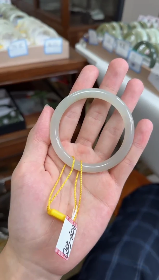 未镶嵌手镯和田玉55