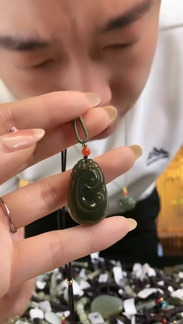 【闪购商品】和田玉颈饰未镶嵌多样性发货，拍一发一