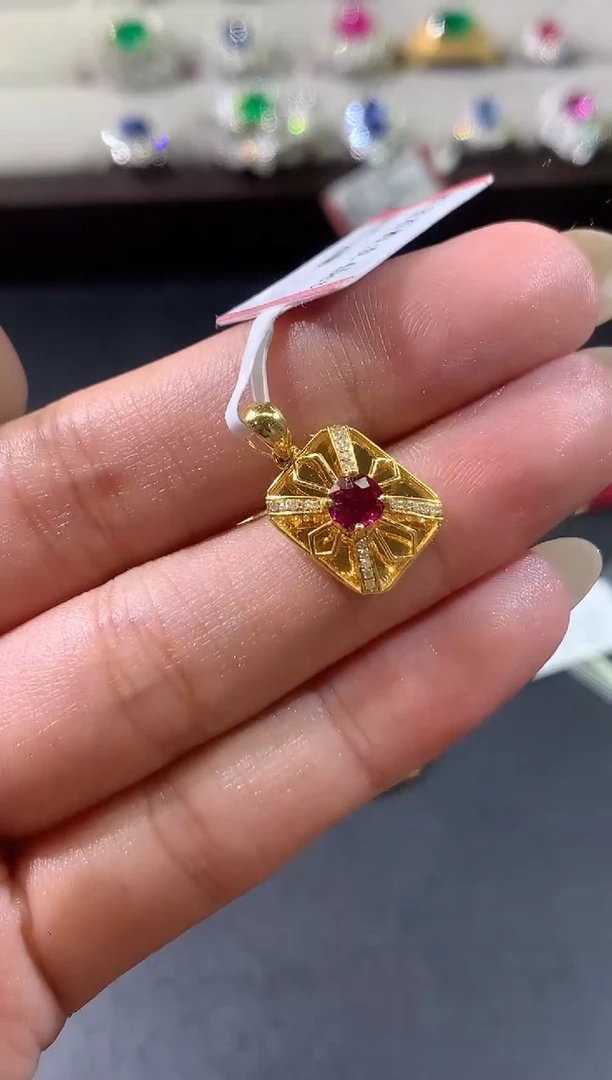 18K金镶嵌吊坠（不含链）红宝石W489|2980