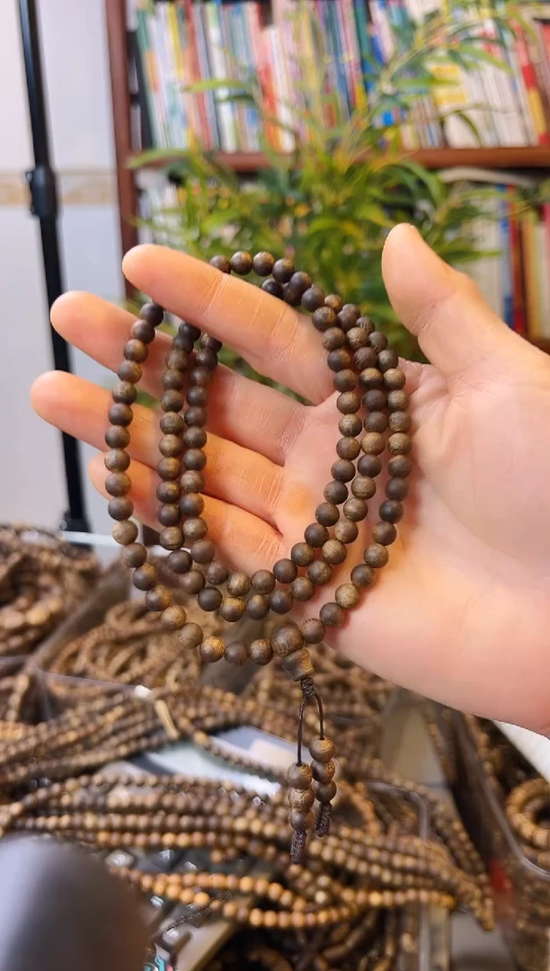 【闪购商品】沉香手串棋楠圆珠多圈