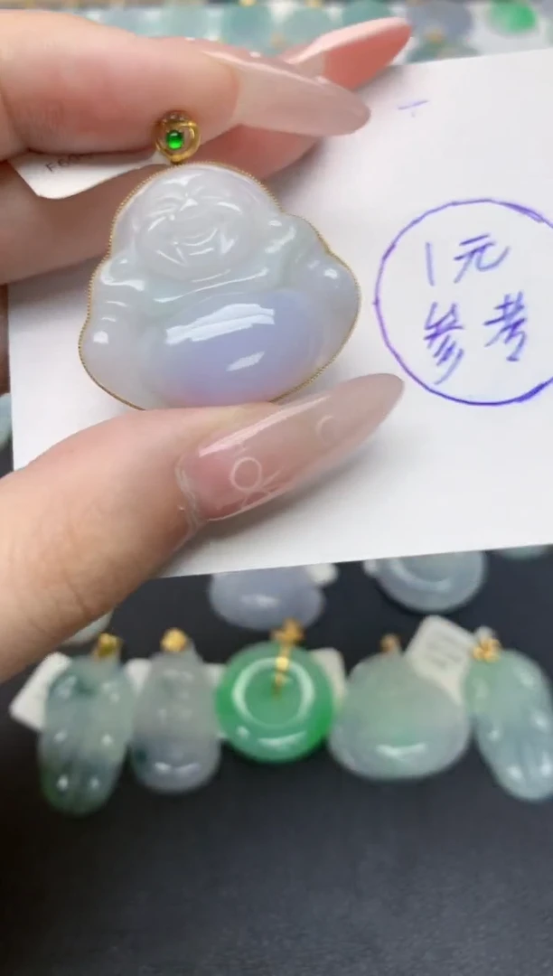 翡翠18K金镶嵌颈饰天然翡翠A货