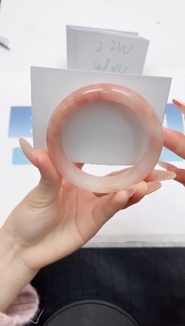 【闪购商品】石英质玉手镯未镶嵌L120-60.2