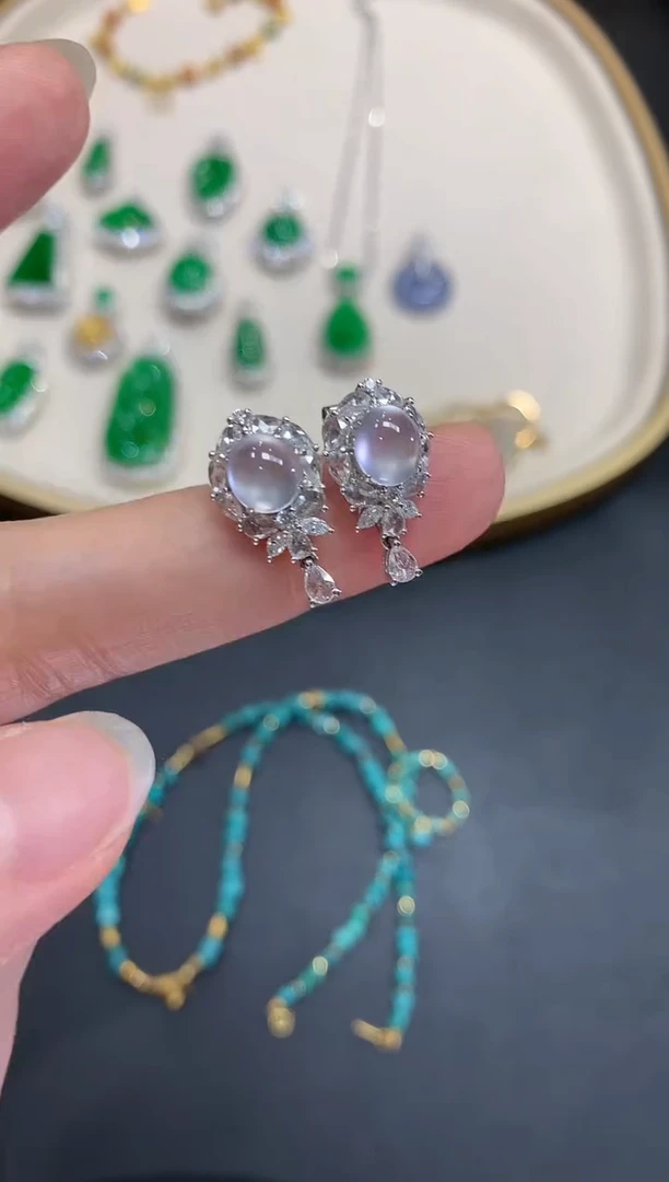 【闪购商品】翡翠耳饰18K金镶嵌A915|19800