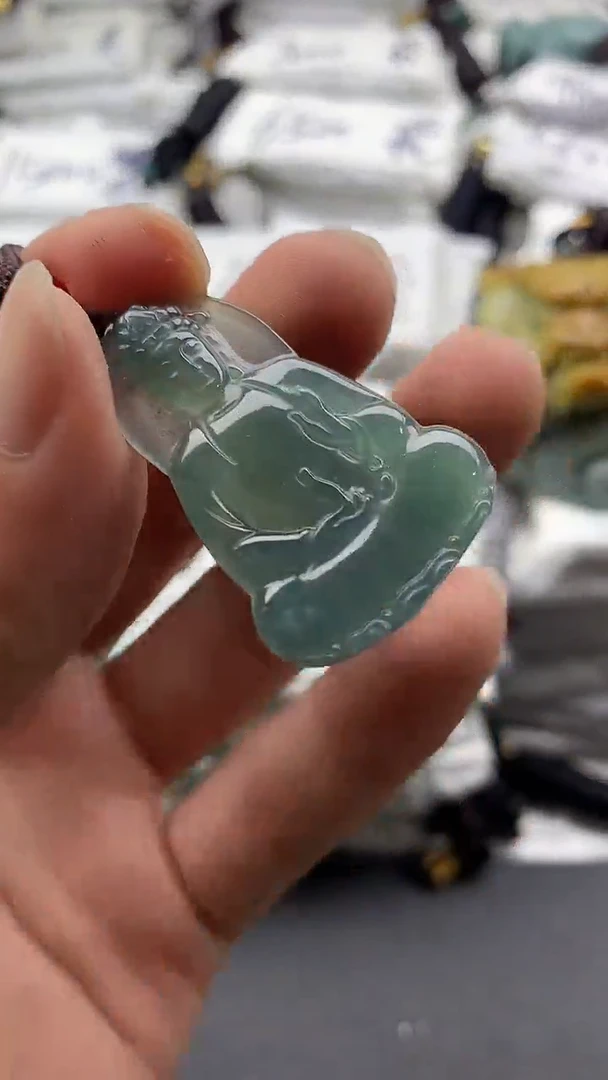 【闪购商品】翡翠颈饰未镶嵌55555555555