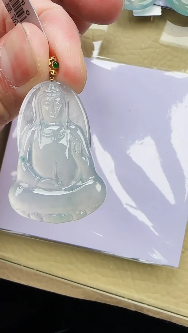 颈饰18K金镶嵌翡翠缅甸翡翠a货