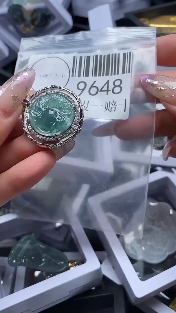 吊坠(不含链)未镶嵌翡翠9648