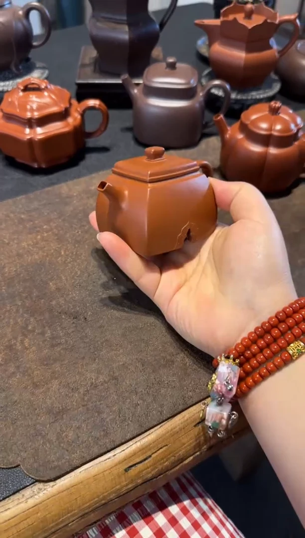 茶壶紫砂小悟空 黄龙山朱泥