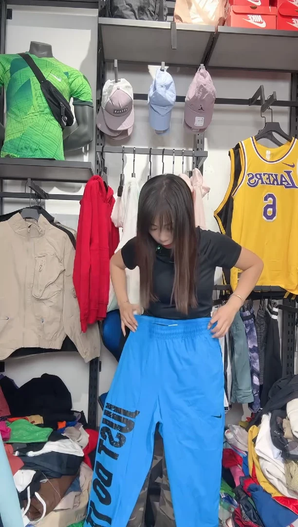 1531  编码 瑕疵款直播间过款为准 尺码