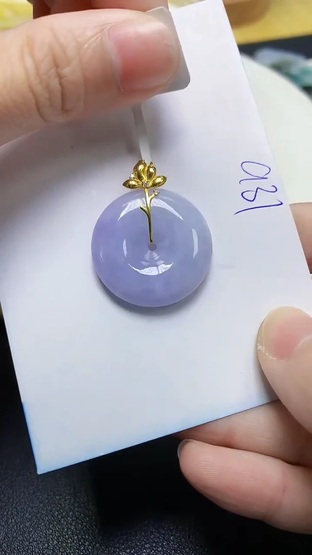 翡翠18K金镶嵌颈饰天然自然緬甸A貨翡翠