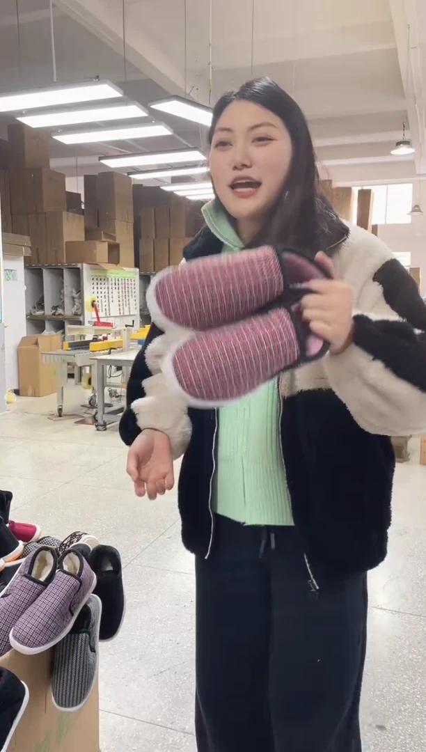 8-10麦红棉鞋37码