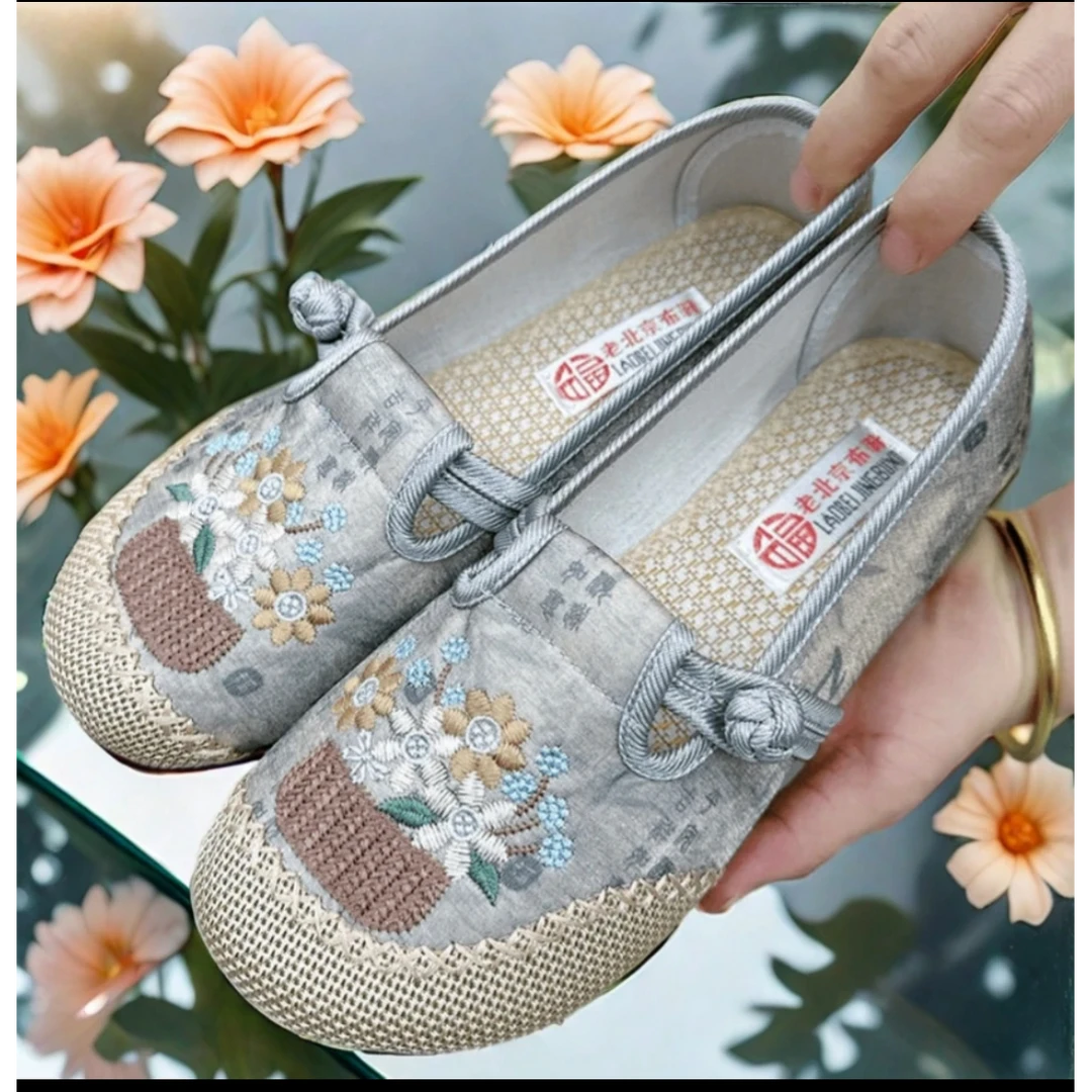 新中式老北京布鞋女软底民族风绣花鞋国风渔夫鞋中老年舒适妈妈鞋