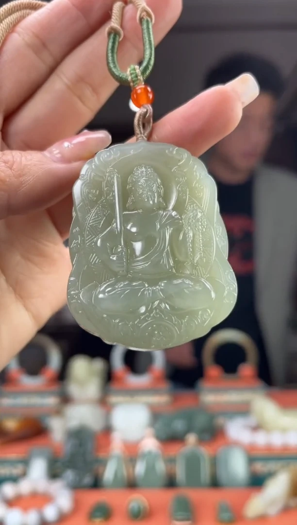 【闪购商品】和田玉颈饰未镶嵌佩佩鸡