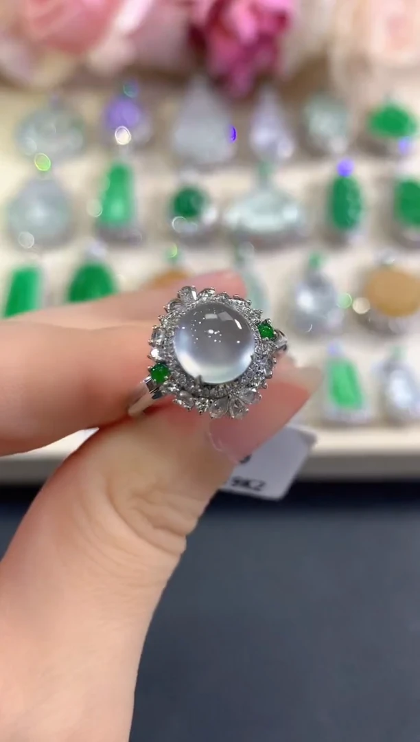 18K金镶嵌戒指翡翠d48