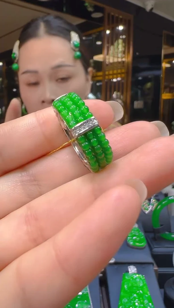 银S925镶嵌戒指翡翠026（多样性发其一）