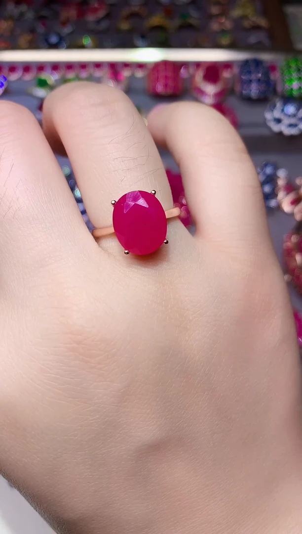 银S925镶嵌戒指红宝石....