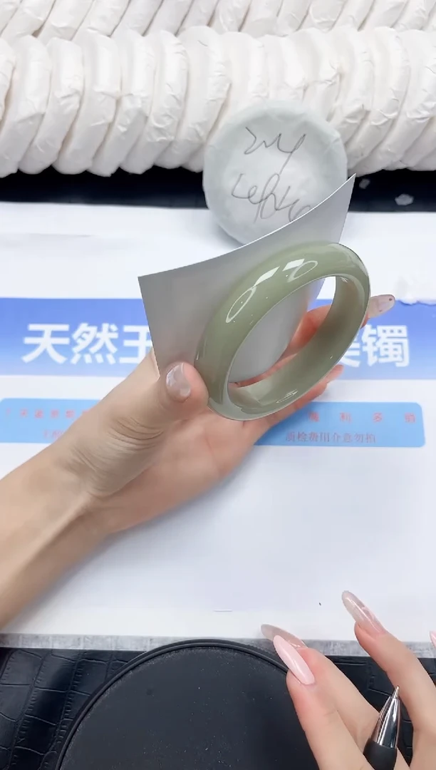 未镶嵌手镯石英质玉278-58.5