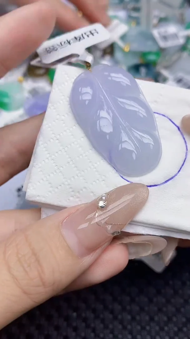 颈饰18K金镶嵌翡翠216   天然翡翠A货  百元以上9米证书费自理