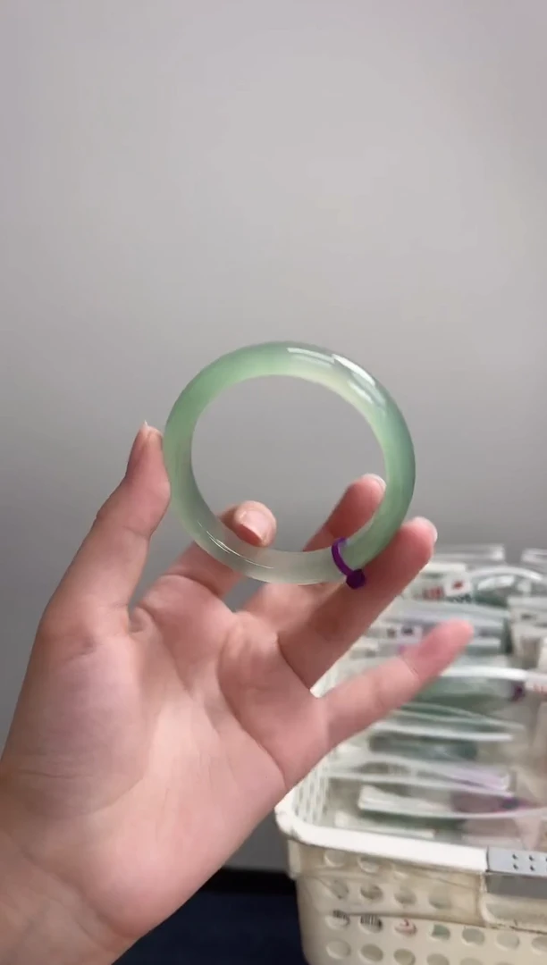 手镯玛瑙/玉髓未镶嵌56-57圈