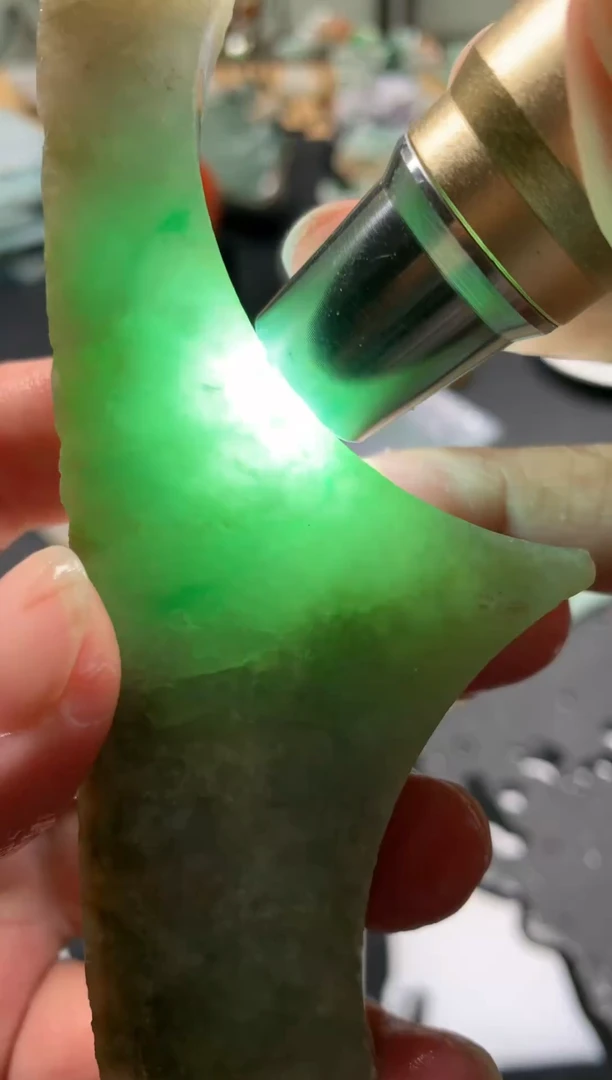 【闪购商品】翡翠颈饰未镶嵌天然翡翠A货45