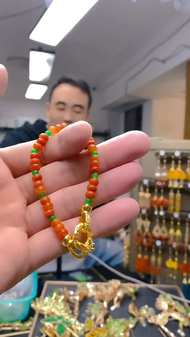 【闪购商品】翡翠耳饰合金123翡翠手链