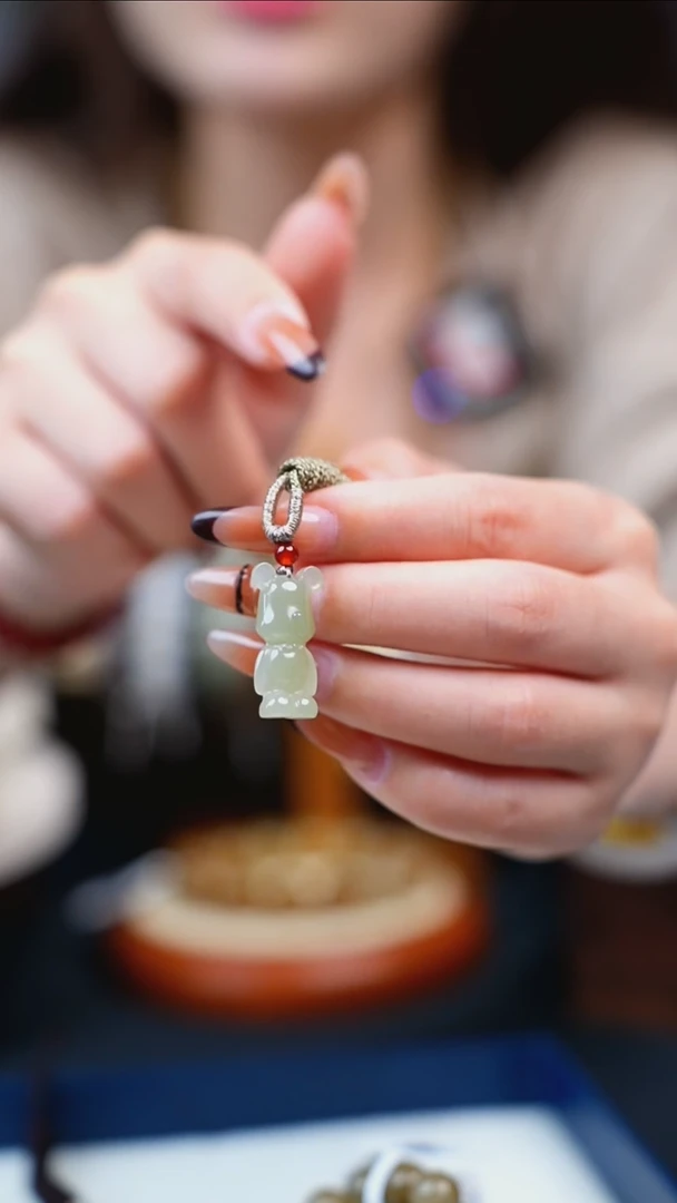 颈饰未镶嵌和田玉拍一发一 所见即所得