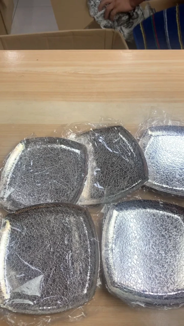 默认微瑕，no退no换，介意勿拍